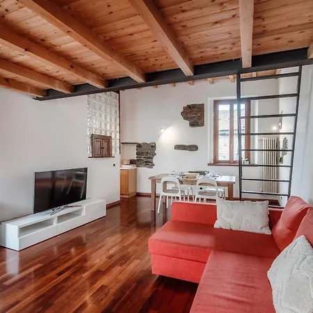 Apartamento Loft Madera - By Myhomeincomo Como