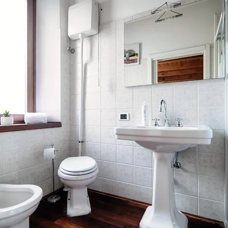 Loft Madera - By Myhomeincomo Apartamento Como