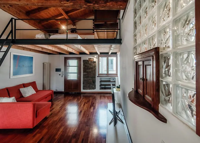Loft Madera - By Myhomeincomo Apartmán